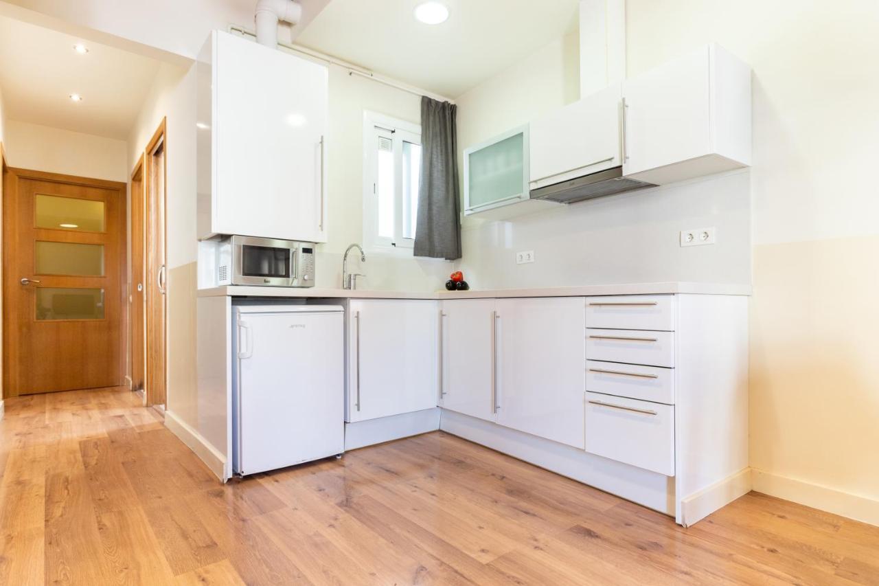 Atica Apartments - By Weflating Barcelona Bagian luar foto