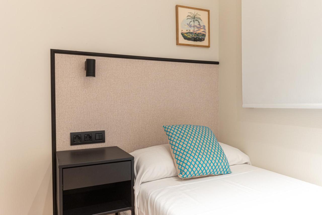 Atica Apartments - By Weflating Barcelona Bagian luar foto