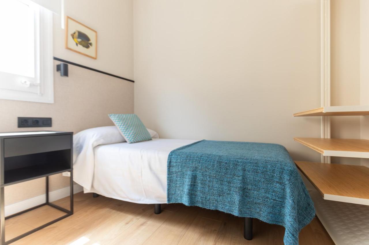 Atica Apartments - By Weflating Barcelona Bagian luar foto
